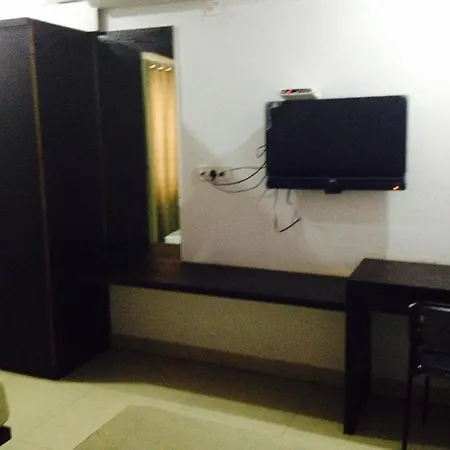Aston Service Apartment